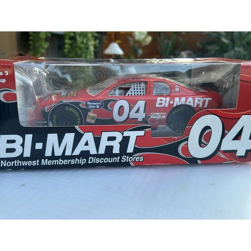 2004 Action Racing Collectables Bi-Mart #04 1:24 Scale Stock Car.